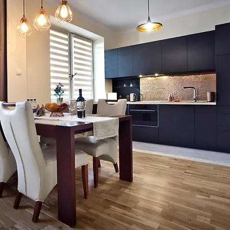 Niepodleglosci Serviced Apartment Warsaw