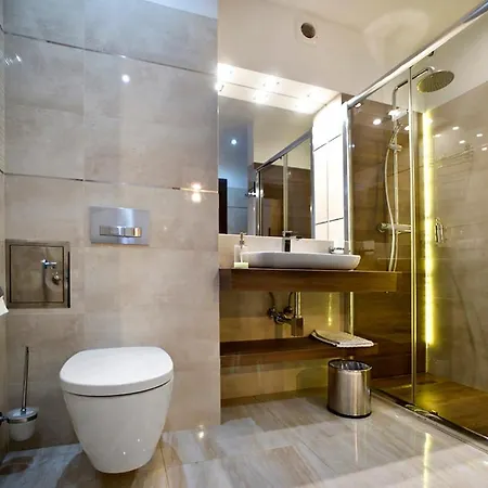 Apartment Niepodleglosci Serviced